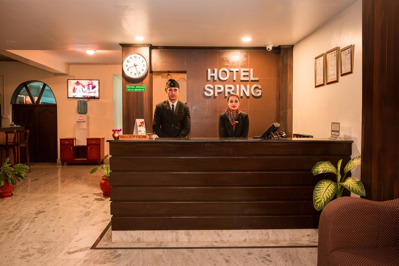 Hotel Spring Pokhara Buitenkant foto