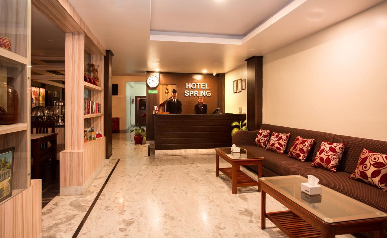 Hotel Spring Pokhara Buitenkant foto